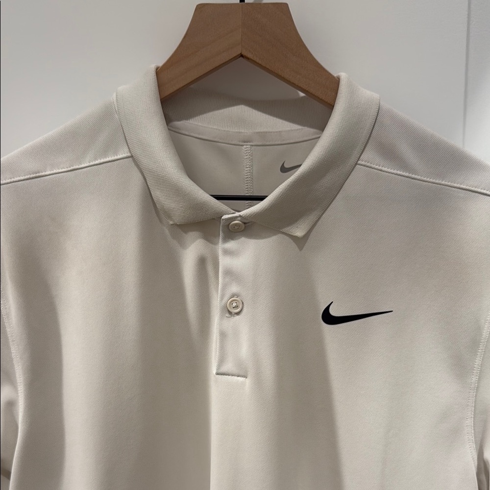 Nike Men's Dri-Fit Golf Polo - White (Medium) - Picture 3 of 4